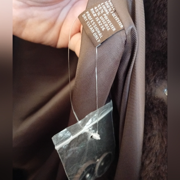 On Hold! @Lucymiasam1 COPY - J. McLaughlin Faux Fur Coat - Picture 5 of 6